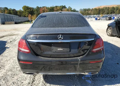 2017 Mercedes-Benz E 300 из США, поврежденный, VIN WDDZF4JB2HA082578